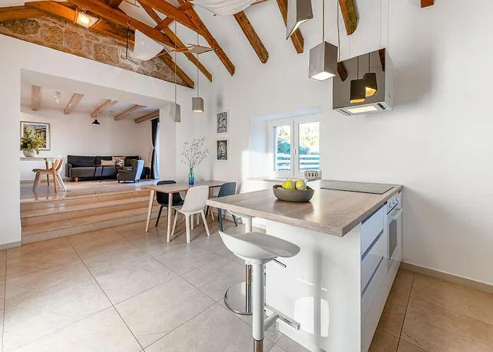 Villa Castellum Canalis Gruda